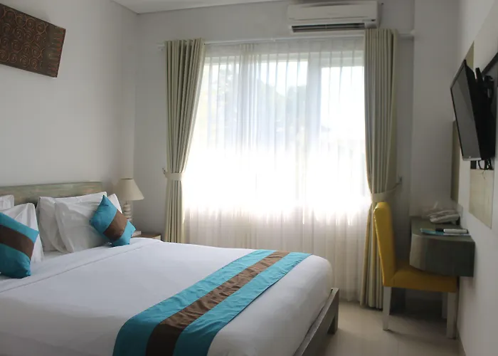Hotel Hola 3*