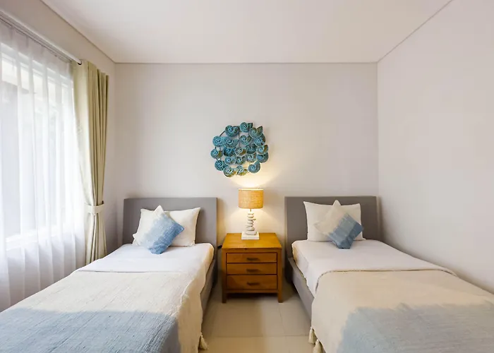 Hola Hotel Seminyak (Bali)